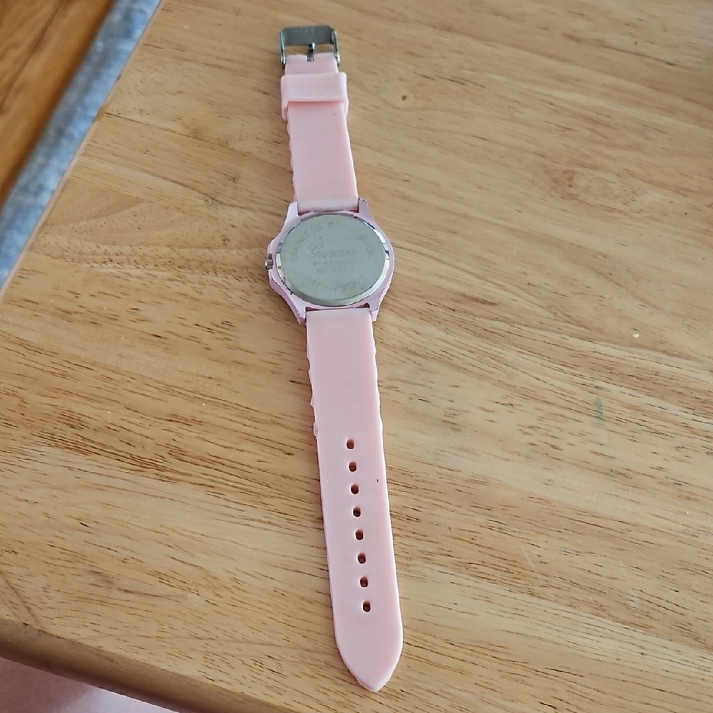 Geneva Breast Cancer Ribbon Watch - Picture 3 of 4